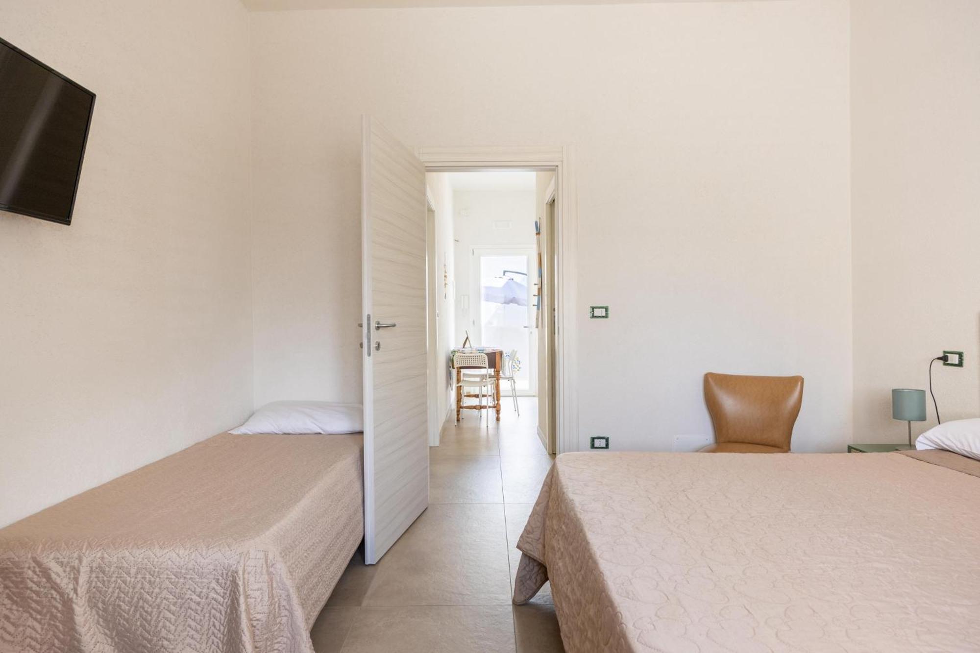 La Casa Di Zia Dedera Apartman Torre Santa Sabina Kültér fotó
