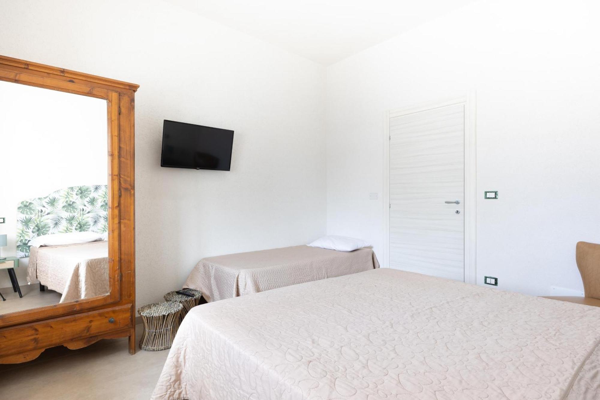 La Casa Di Zia Dedera Apartman Torre Santa Sabina Kültér fotó