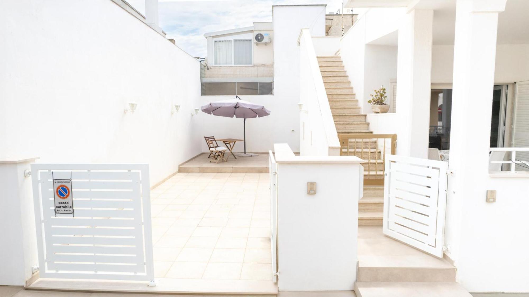 La Casa Di Zia Dedera Apartman Torre Santa Sabina Kültér fotó