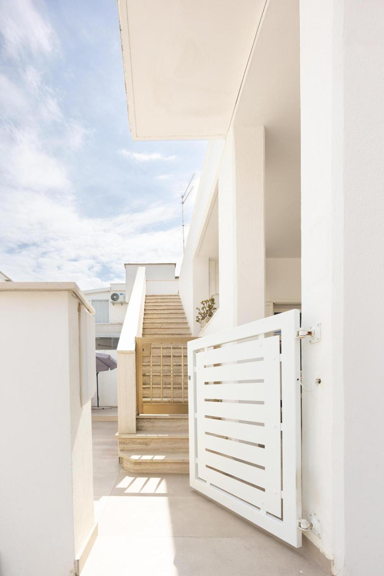 La Casa Di Zia Dedera Apartman Torre Santa Sabina Kültér fotó